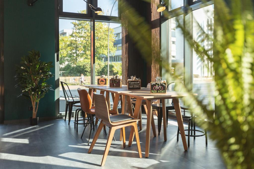 Holiday Inn - the niu, Bricks Hamburg Eppendorf by IHG - Resim 17