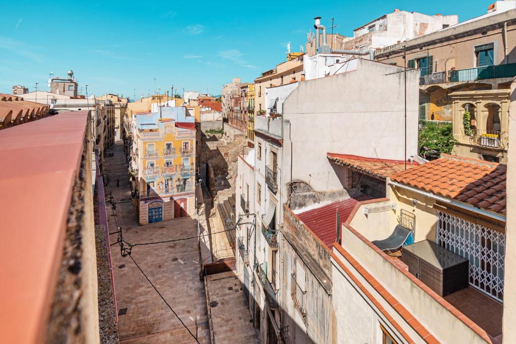 Nespecifikovaný výhled na destinaci Tarragona nebo výhled na město při pohledu z apartmánu