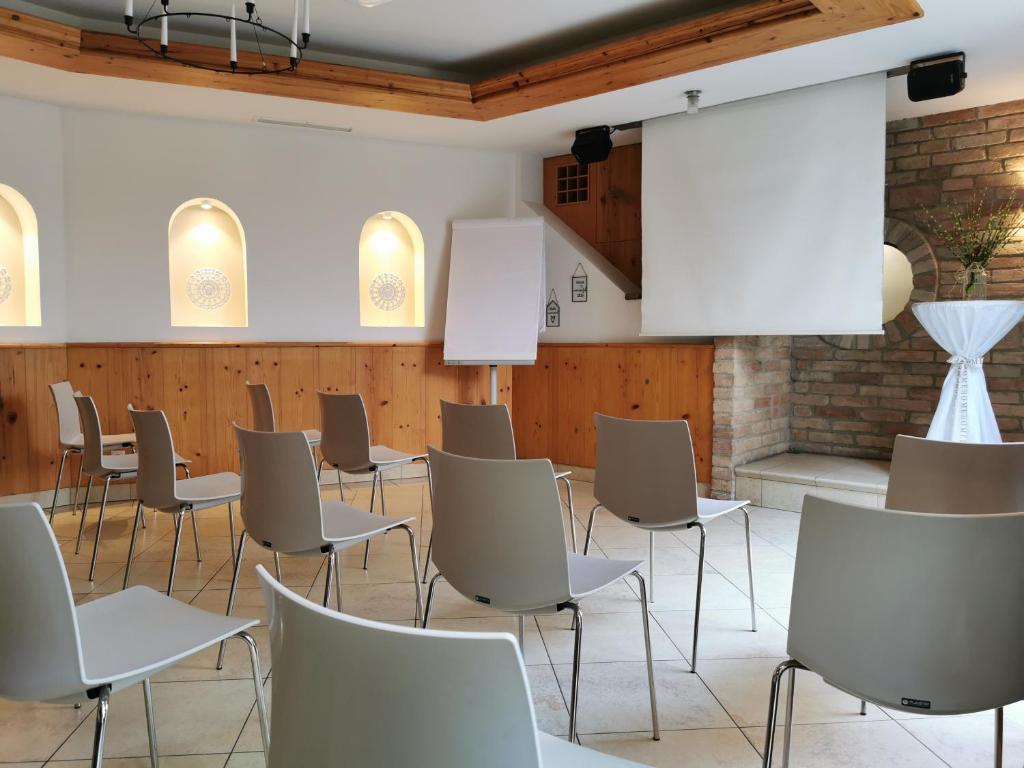Ärikülastajate ala ja/või konverentsiruum majutusasutuses Das Stadthaus