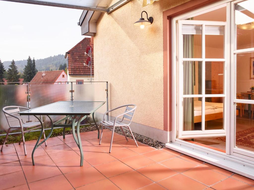 Nespecifikovaný výhled na hory nebo výhled na hory při pohledu z hotelu
