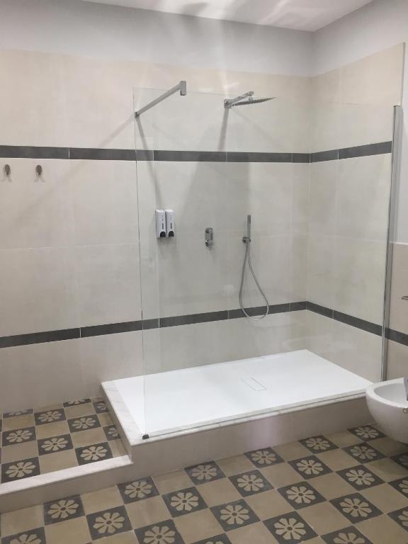 Palazzo Caratozzolo - 11