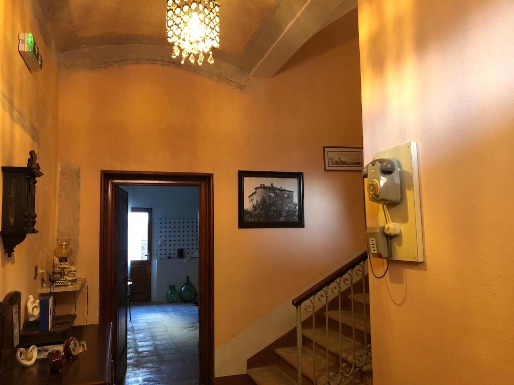 TV a/nebo společenská místnost v ubytování Portale dei Soli - Room & Breakfast