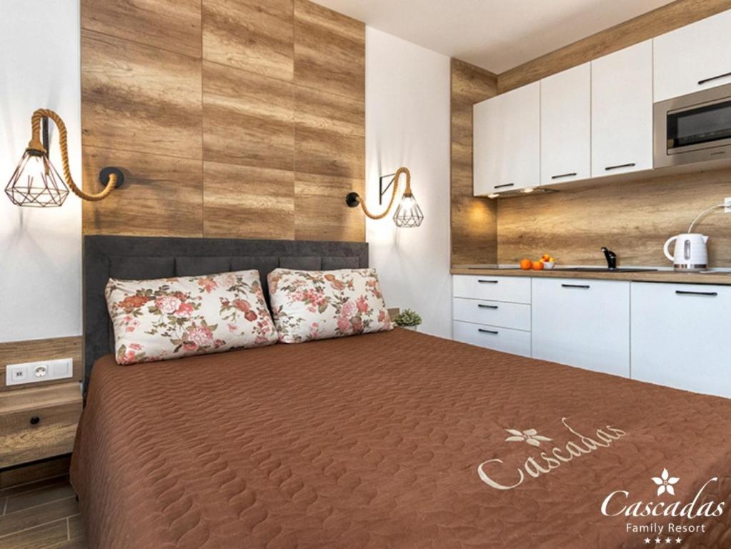 Cascadas Family Resort - 