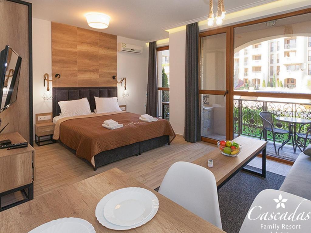 Cascadas Family Resort - 