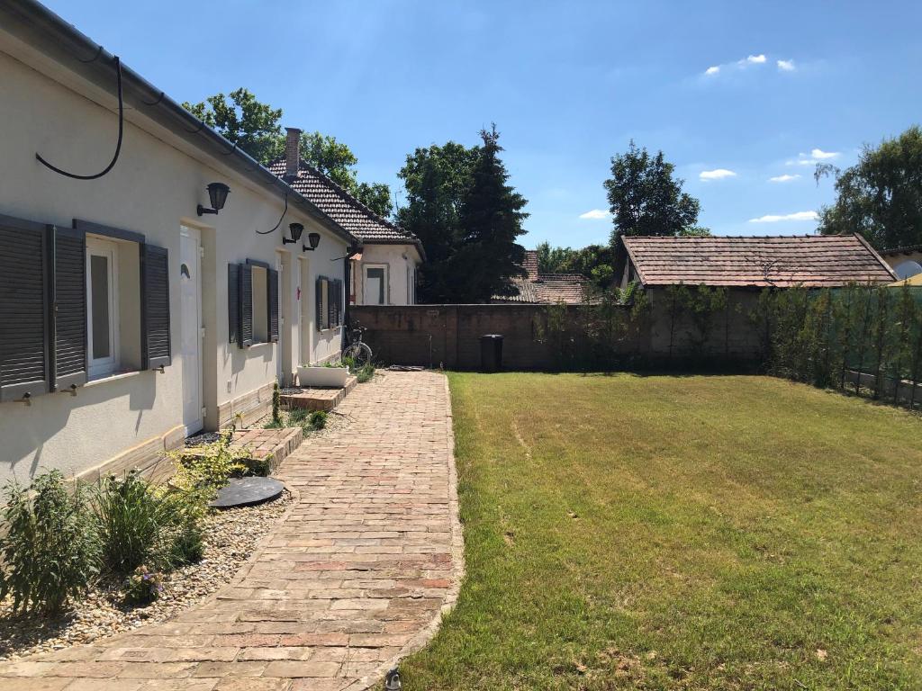 Zahrada ubytování Petőfi Vendégház