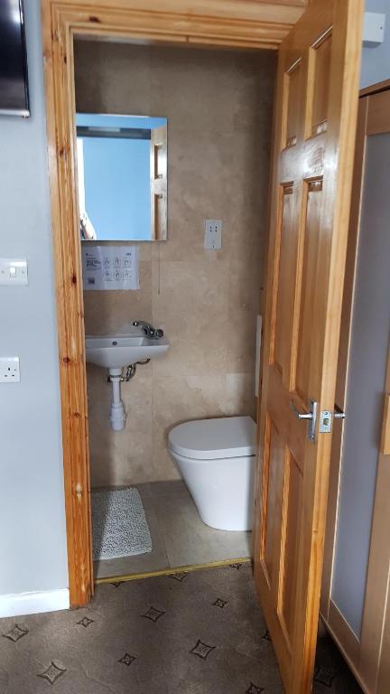 Hour Glass Hotel - Resim 15