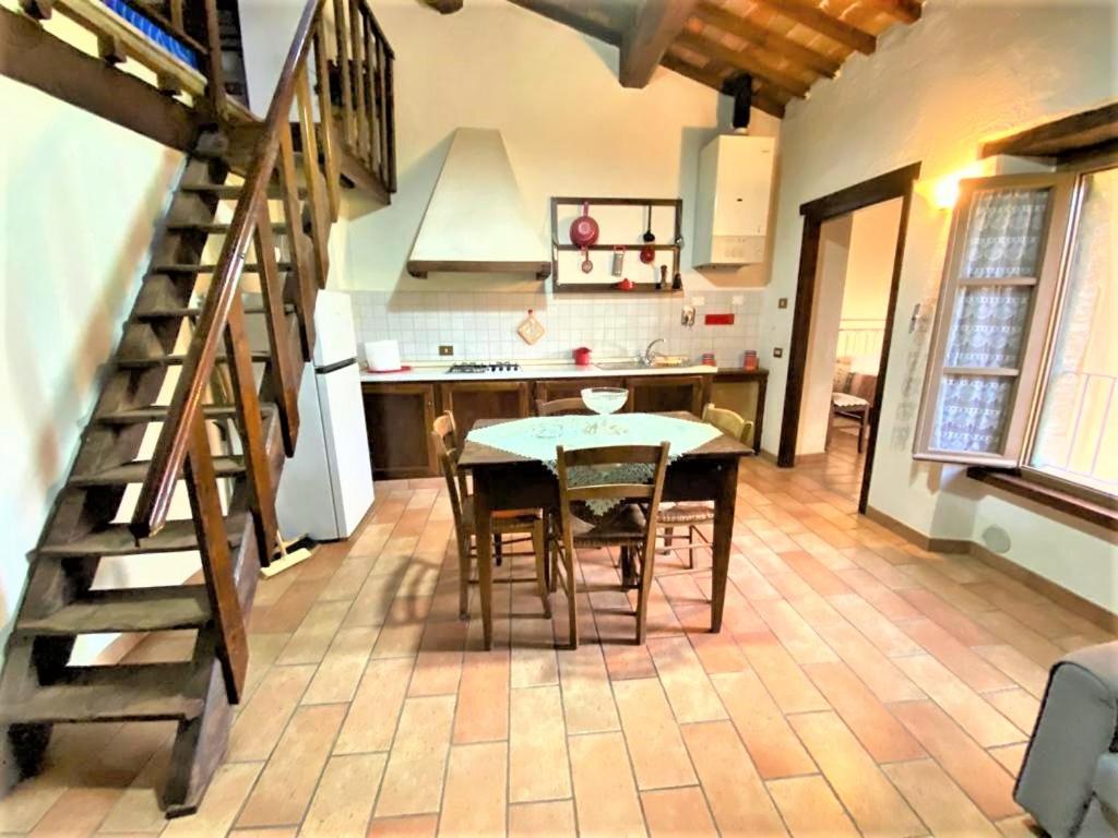 Agriturismo Comparone Casavecchia - 花园景公寓