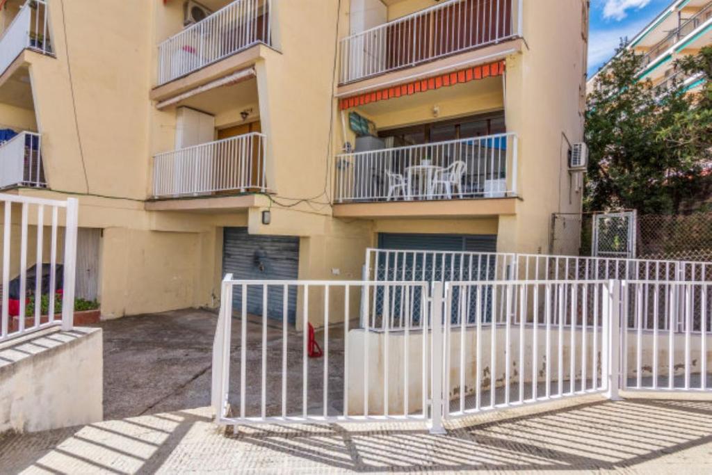 Apartamentos Bellamar - Apartment Mit Balkon