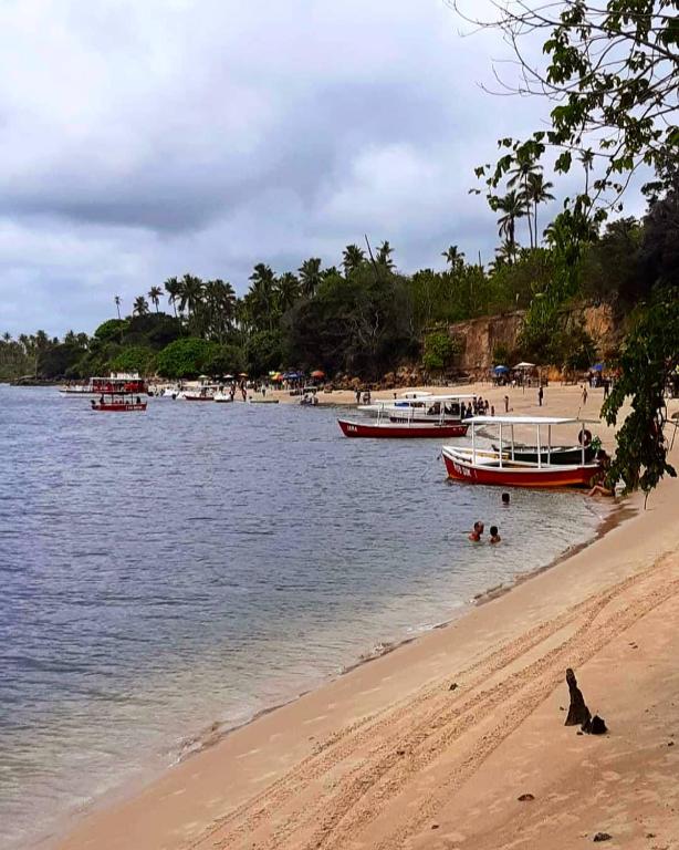 CHALES AJULULU  CHALES AJULULU