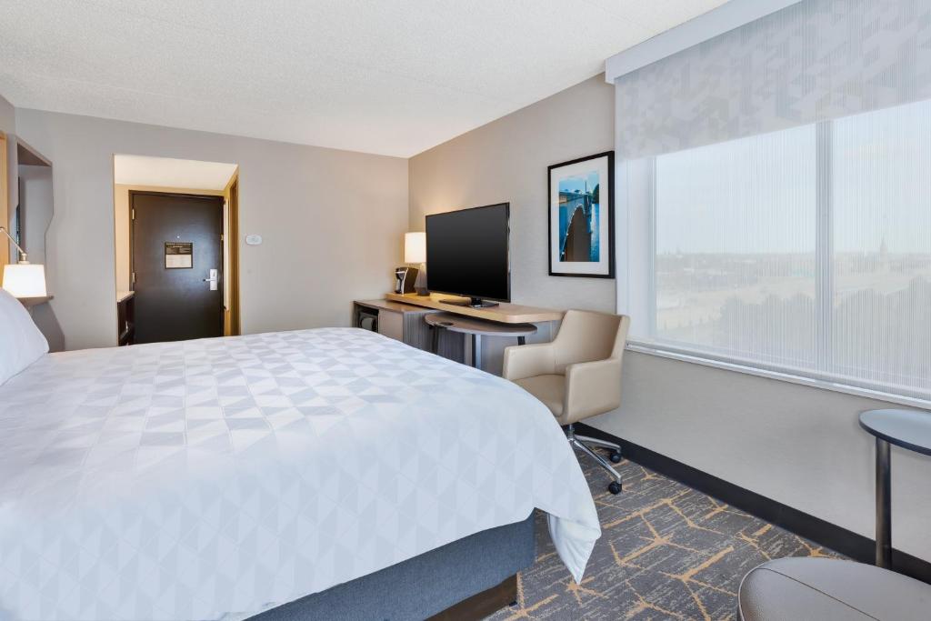 Holiday Inn Grand Rapids Downtown, an IHG Hotel - 