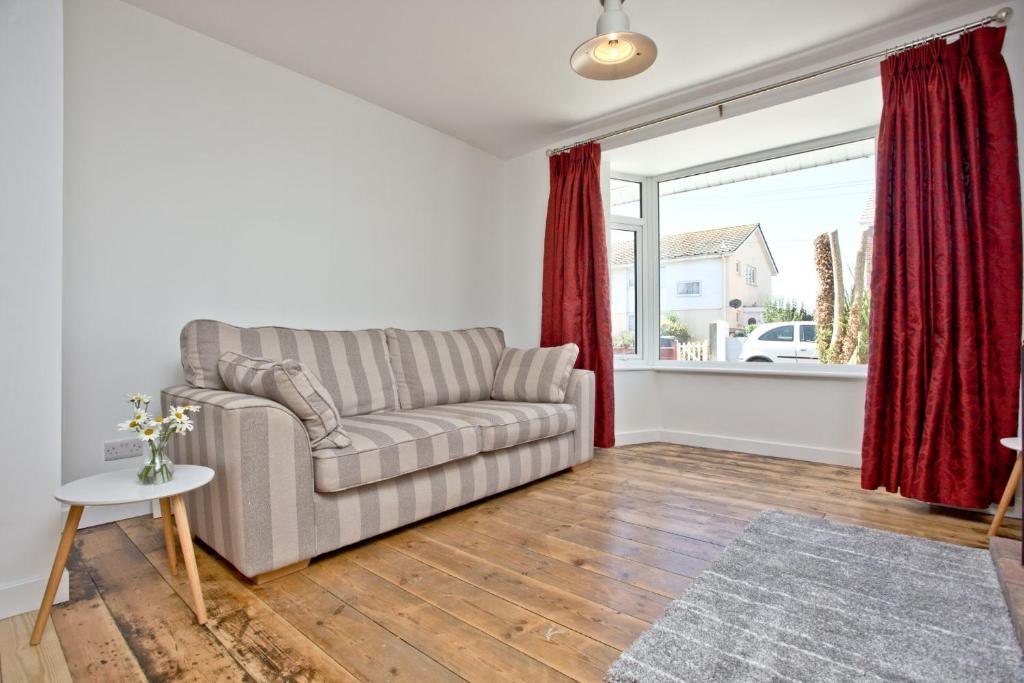 Gallery image of Red Sails, Brixham in Brixham