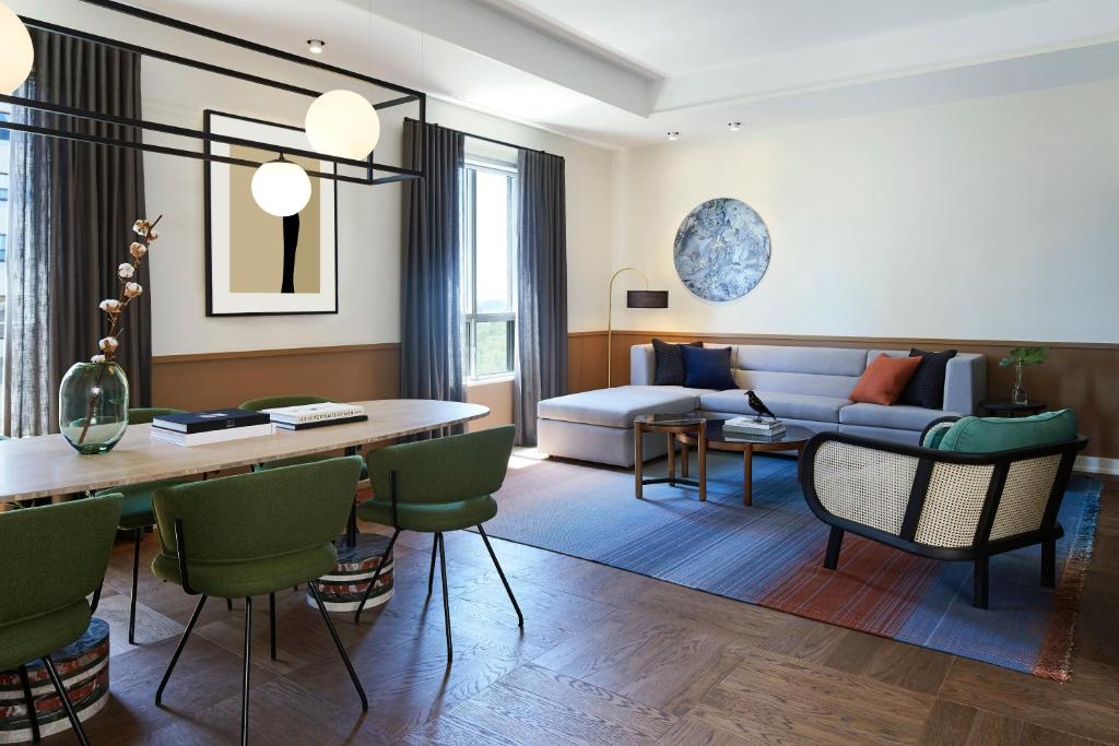 Kimpton Saint George Hotel by IHG - Resim 35