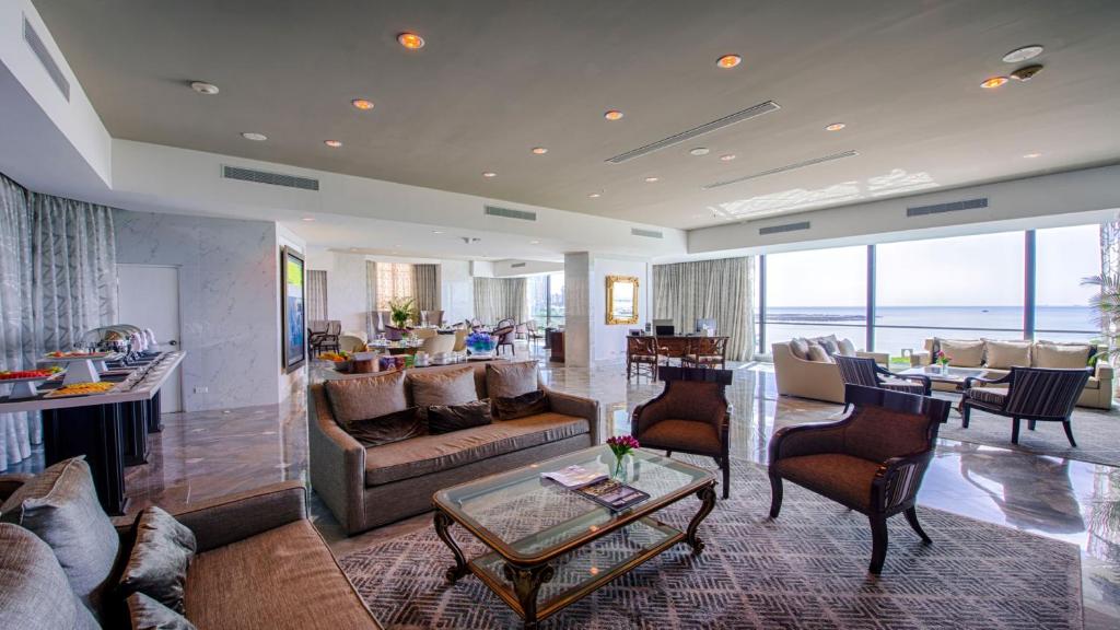Posezení v ubytování Intercontinental Miramar Panama by IHG
