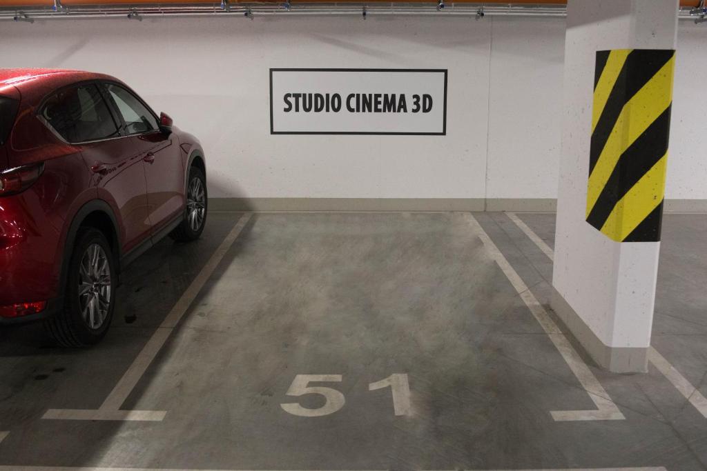 Fotografia z galérie ubytovania STUDIO CINEMA 3D Cybernetyki 6 vo Varšave