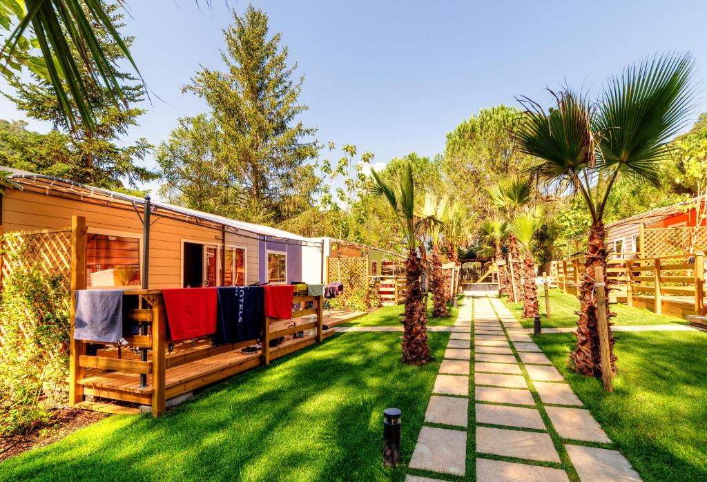 Zahrada ubytování Delle Rose Camping & Glamping Village