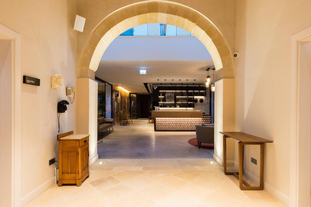 Posezení v ubytování Hotel Indigo Larnaca by IHG-ADULTS ONLY