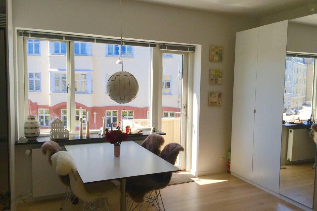 Studio apartment in city center, Aarhus, Denmark - Booking.com