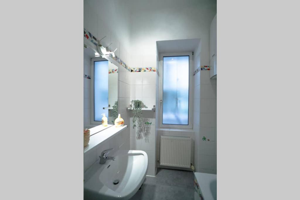 Kúpeľňa v ubytovaní Cosy and Spacious Apartment in the heart of Innsbruck