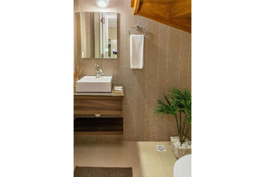  Casa Luxuosa 4D em Condomínio Particular - Canela