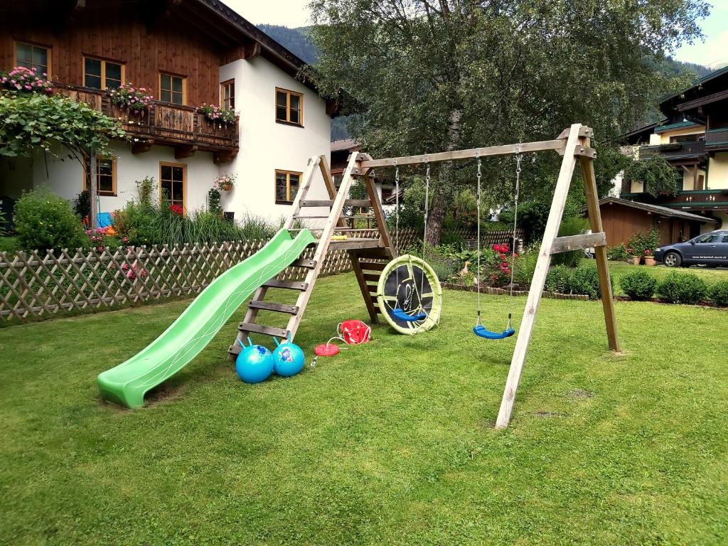 Herní místnost nebo prostor pro děti v ubytování Frühstückshotel Birkenhof