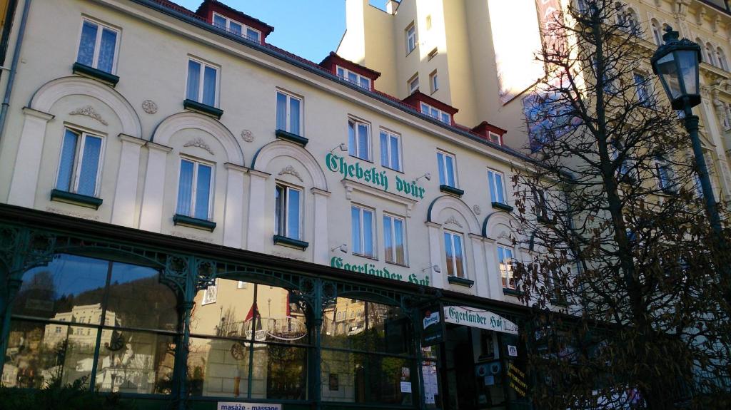 Budova, kde se hotel nachází