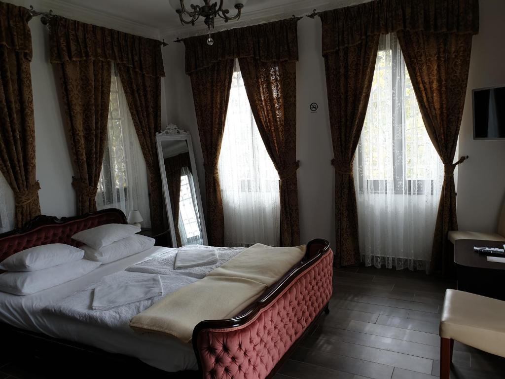 
Double Room with Lake View
