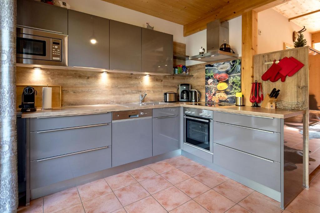 Kuchyň nebo kuchyňský kout v ubytování Luxury Chalet Kreischberg 11a