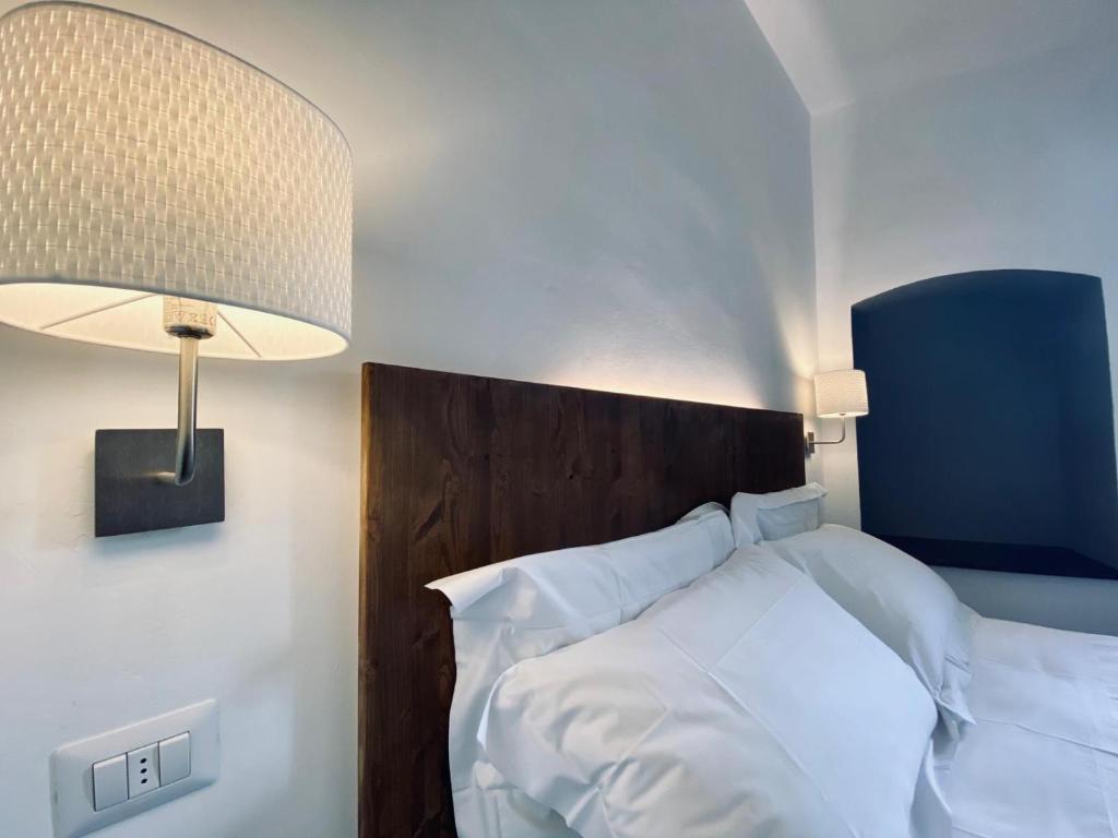 Hotel La Fortezza - Resim 11