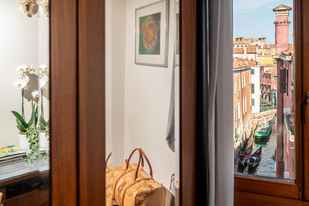 Fotografie z fotogalerie ubytování All’Angelo Art Hotel v Benátkách