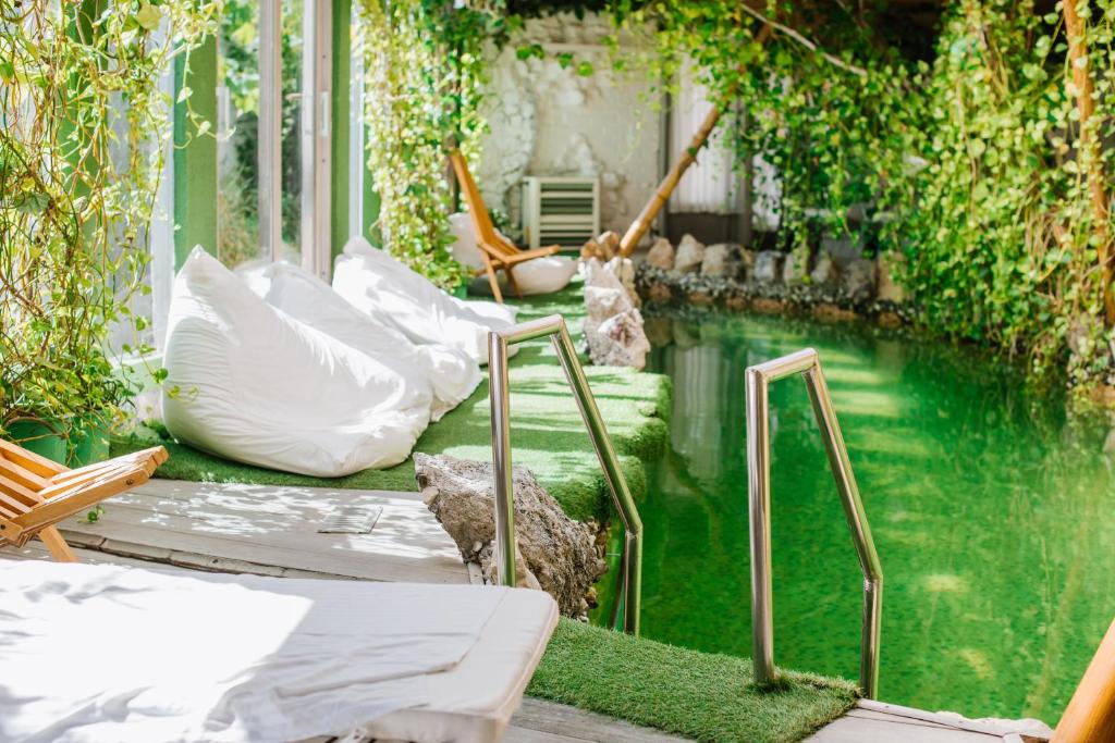 Bazén v ubytování Higina Spa Hotel nebo v jeho okolí