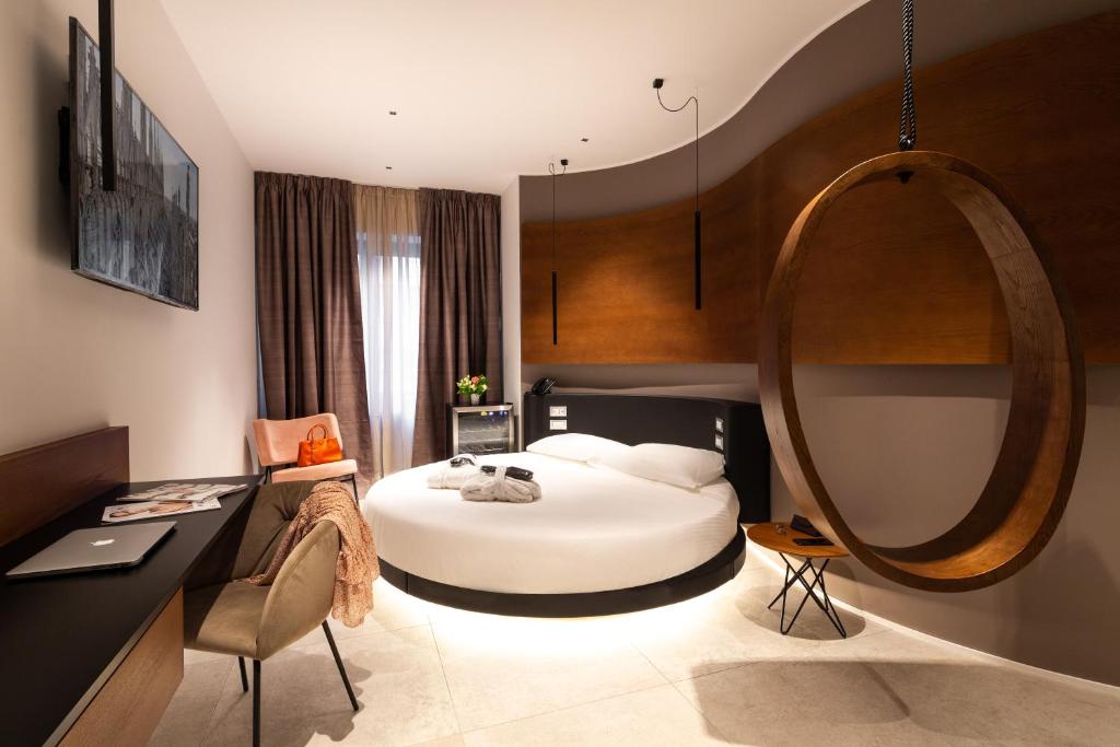 Gallery image of The Corner Duomo Hotel in Milan