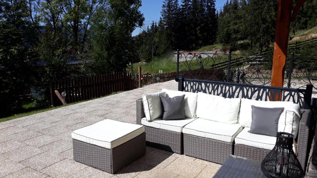 Posedenie v ubytovaní apartament Nad Doliną z tarasem i jacuzzi