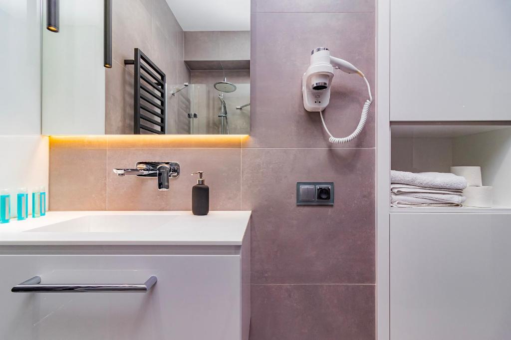 Odrzanska Residence Old Town - Resim 6