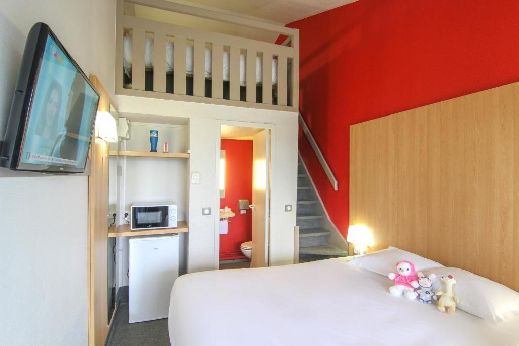 Kyriad Direct Poitiers - Gare du Futuroscope - Housity