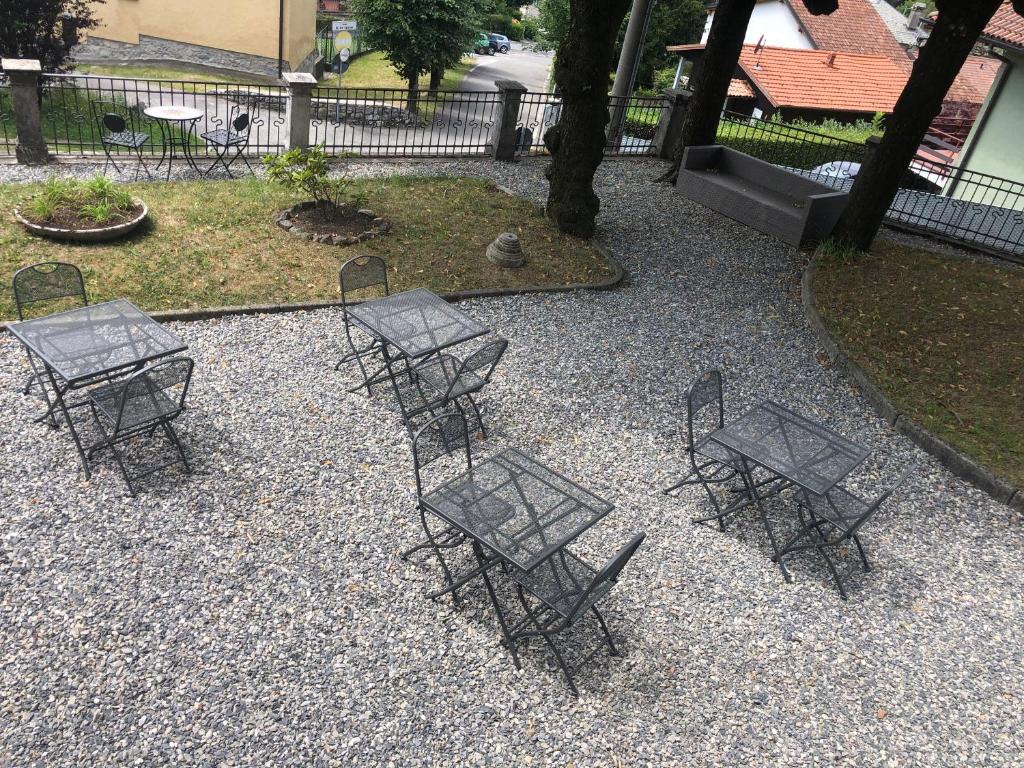 Zdjęcie z galerii obiektu Villa il Maiale Bianco Bed & Breakfast w mieście San Fedele Intelvi