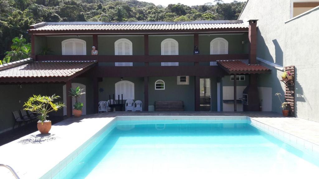  Concreto Prainha Piscina Caiobá Guaratuba