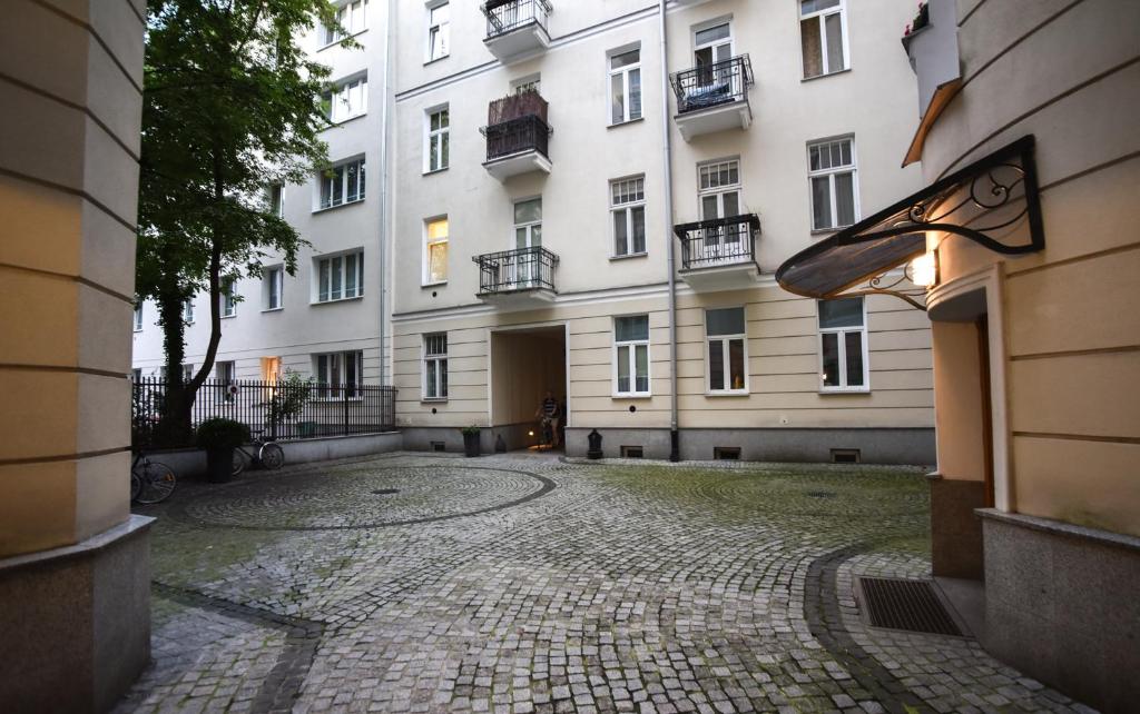 Budova, v ktorej sa apartmán nachádza