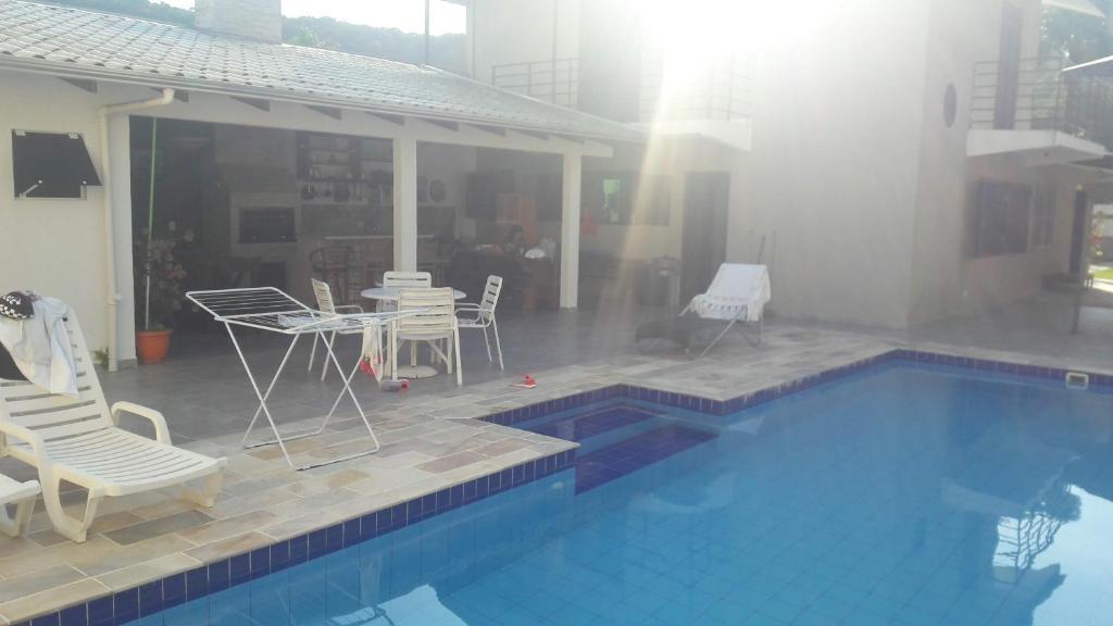  Casa Piscina Prainha Caiobá Guaratuba