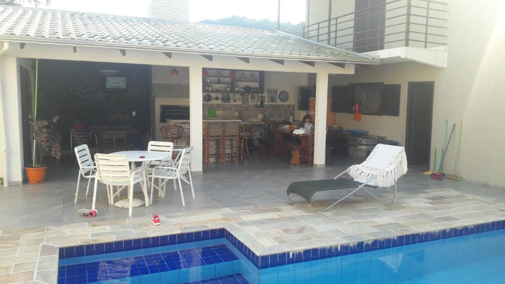  Casa Piscina Prainha Caiobá Guaratuba