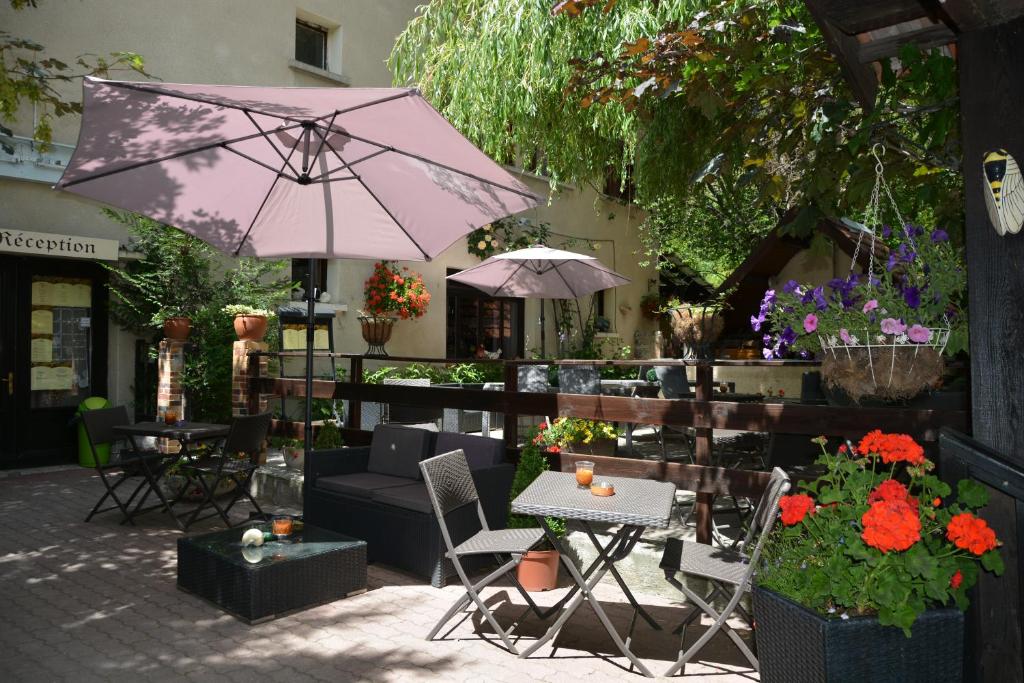 Zahrada ubytování Hotel & Restaurant Le Chalvet