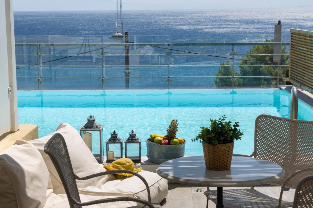 Bazén v ubytování Atrium Hotel nebo v jeho okolí