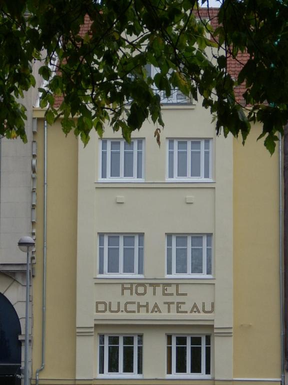 a hotel durham external sign on the side of a building at Hotel du Château in Nantes