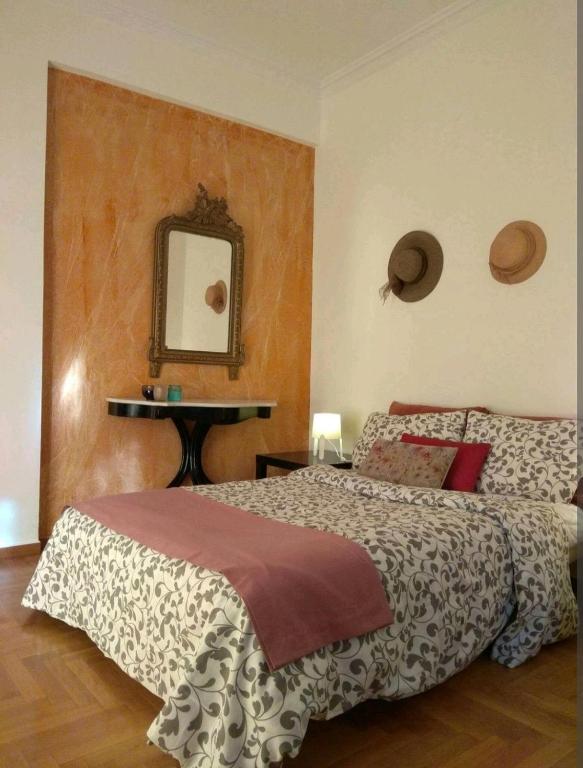 Postel nebo postele na pokoji v ubytování Zizi room