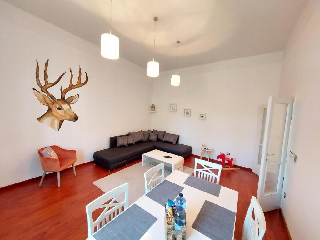 Posedenie v ubytovaní Deák Apartman