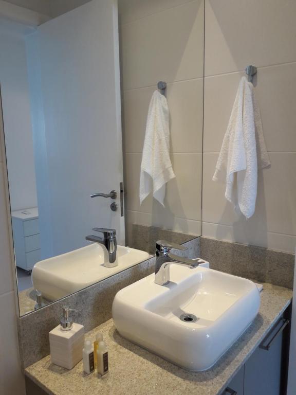  Apto novo - 2 suites - Costão Norte dos Ingleses.