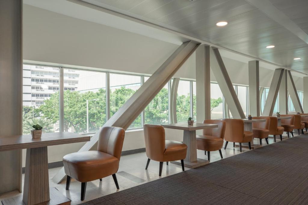 Centara Life Government Complex Hotel & Convention Centre Chaeng Watthana - Resim 42