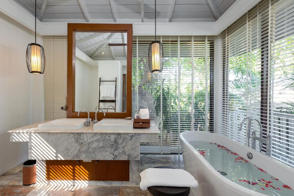 Koupelna v ubytování Centara Villas Samui - SHA Plus