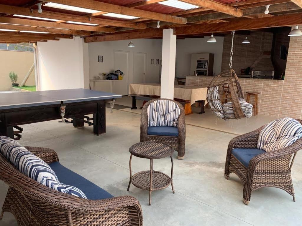  Casa com piscina