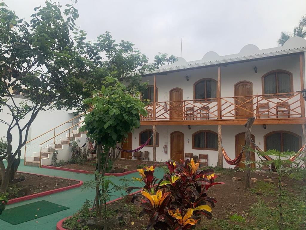 Zahrada ubytování Hostal White House Galapagos
