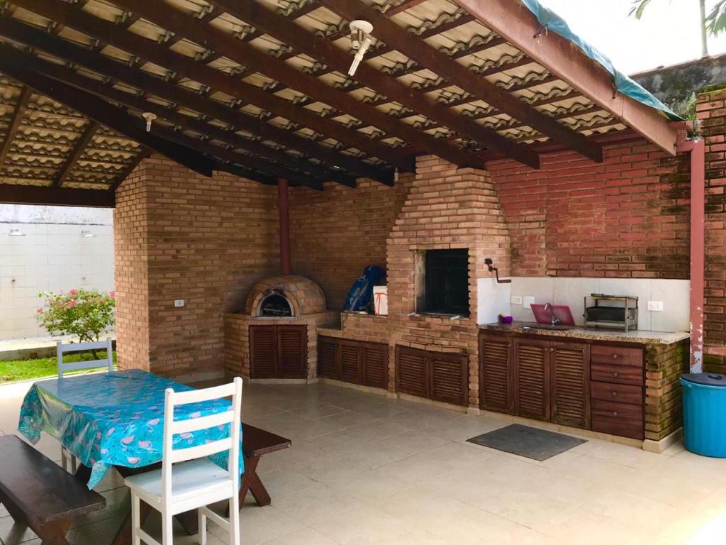  Lázaro's Guest House - suítes a 150 metros do mar!